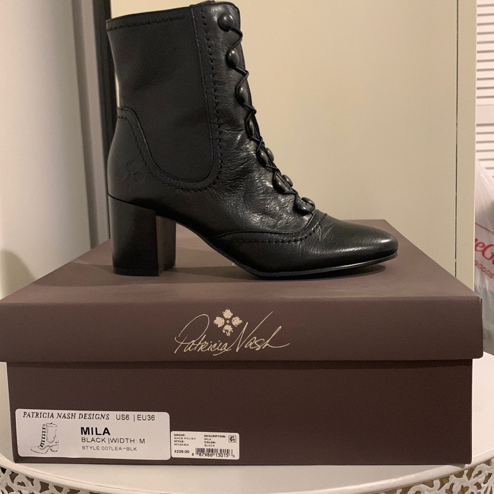 Patricia Nash Mila Boots 💕